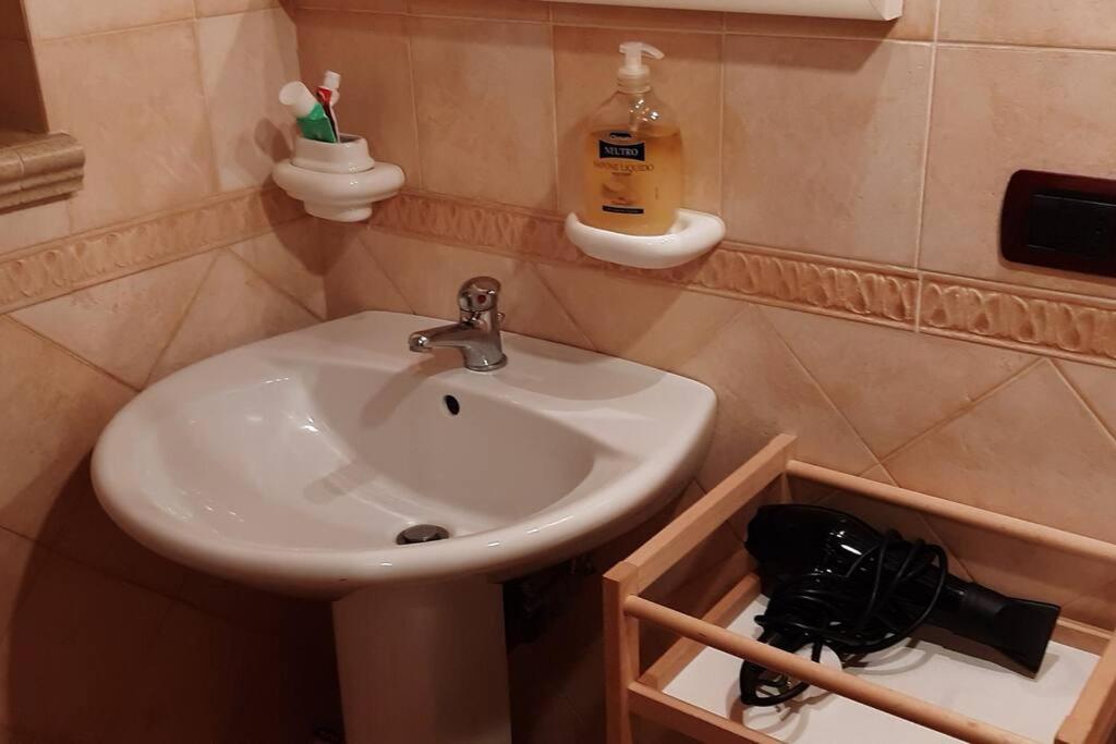 Apartamento Cagliari Centro Exterior foto